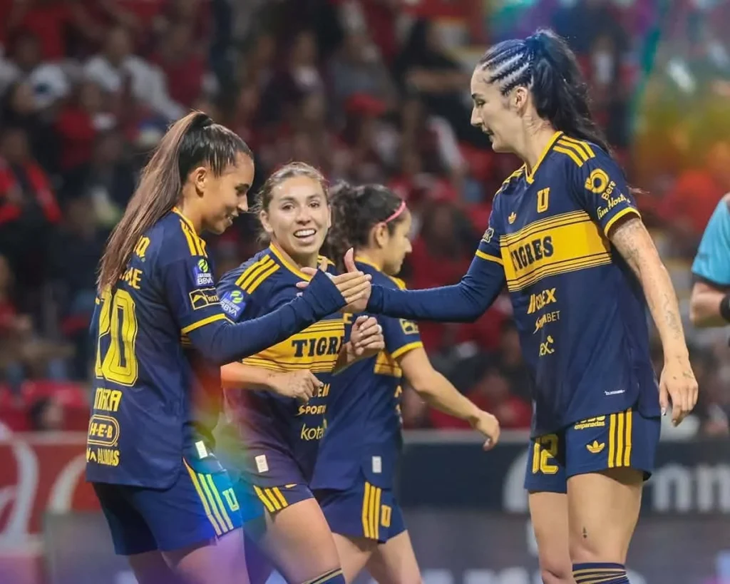 Golea Tigres Femenil 7-2 a Toluca 3 golea tigres femenil 7 2 toluca 3