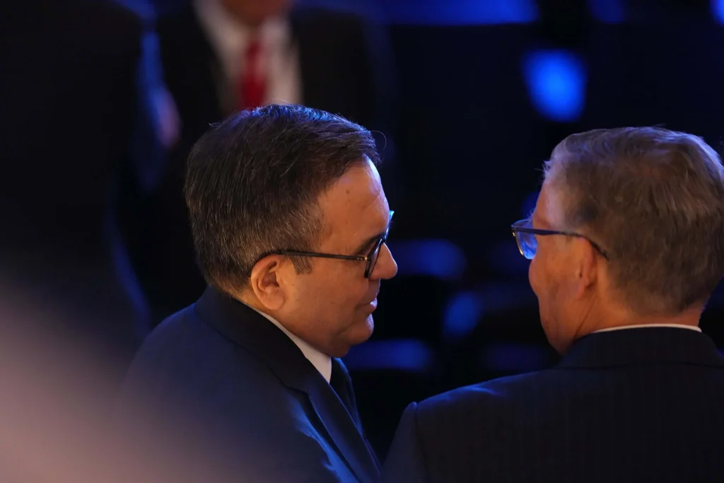 Adrián de la Garza llama a construir juntos el futuro de Nuevo León 13 monterrey 2do informe 14
