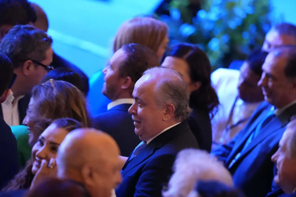 Adrián de la Garza llama a construir juntos el futuro de Nuevo León 7 monterrey 2do informe 8