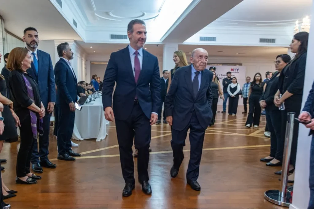 Reconoce Monterrey trayectoria empresarial de Julio Cepeda 2 Reconoce Monterrey trayectoria empresarial de Julio Cepeda