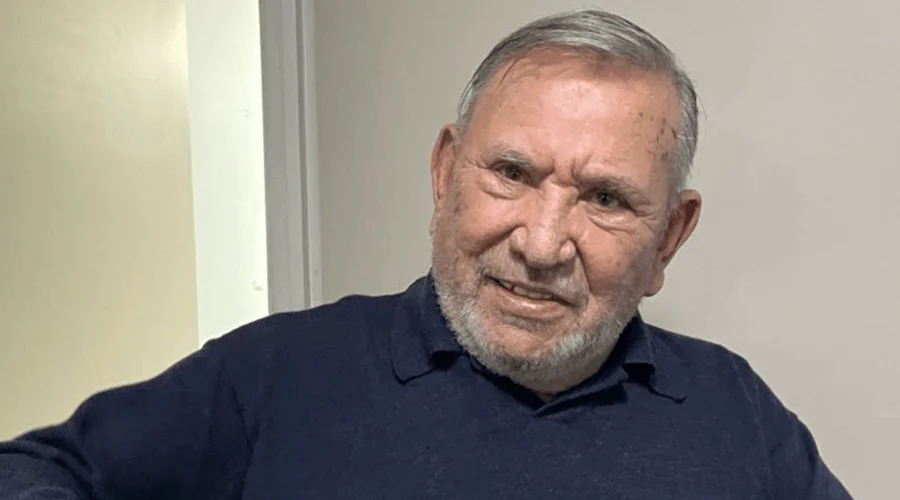 muere-el-periodista-chucho-gallegos-espectaculos Fotografía en homenaje tras confirmarse que muere el periodista Chucho Gallegos a los 84 años.