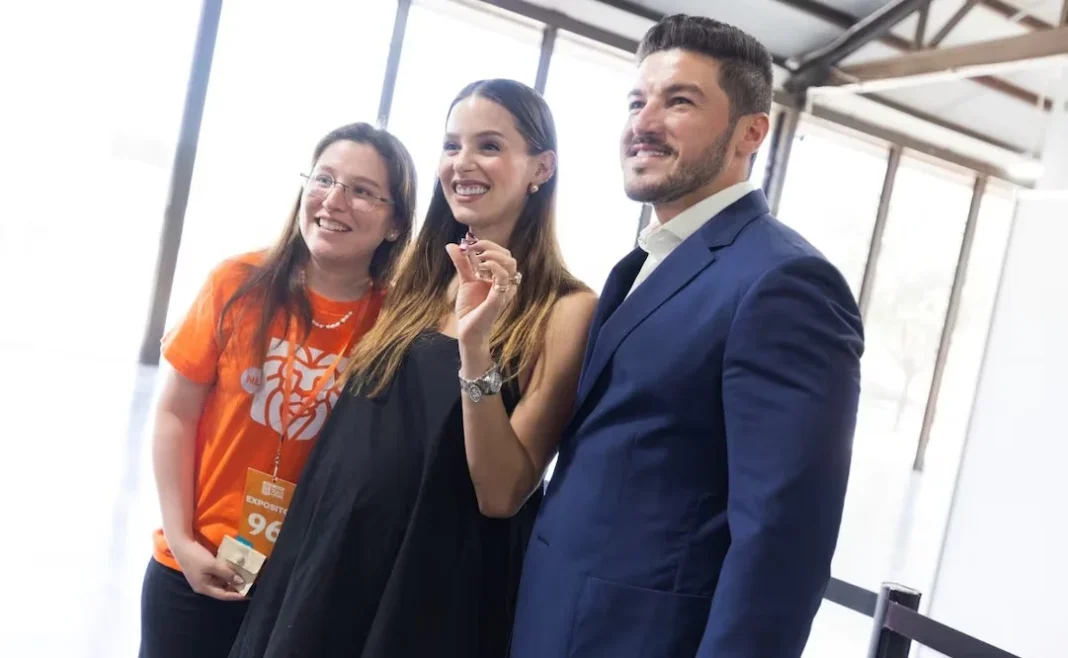 mujeres-que-inspiran-en-nl-emprendedoras Participantes en el evento Mujeres que Inspiran en Nuevo León