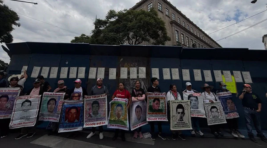 paradero-43-normalistas A 12 años de la desaparición de los 43 normalistas de la Escuela Normal Rural