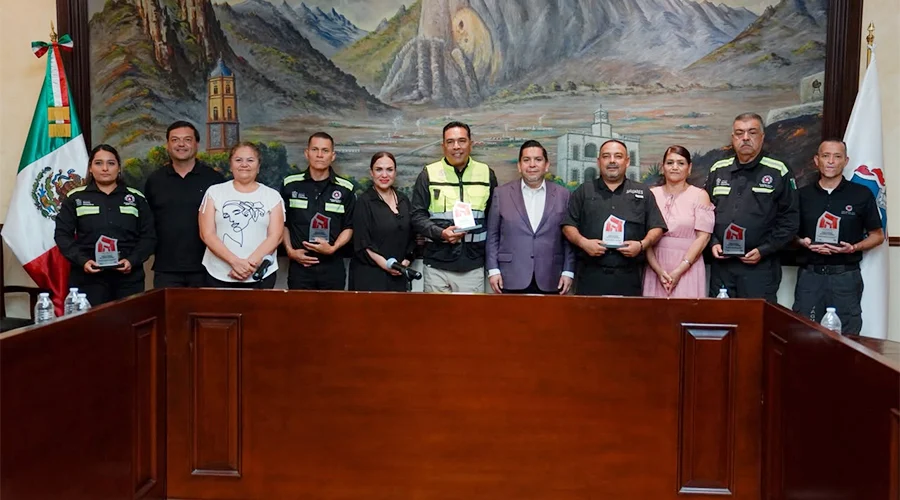 reconoce-santa-catarina-a-elementos-de-pc Reconoce Santa Catarina a elementos de PC como embajadores en el municipio.