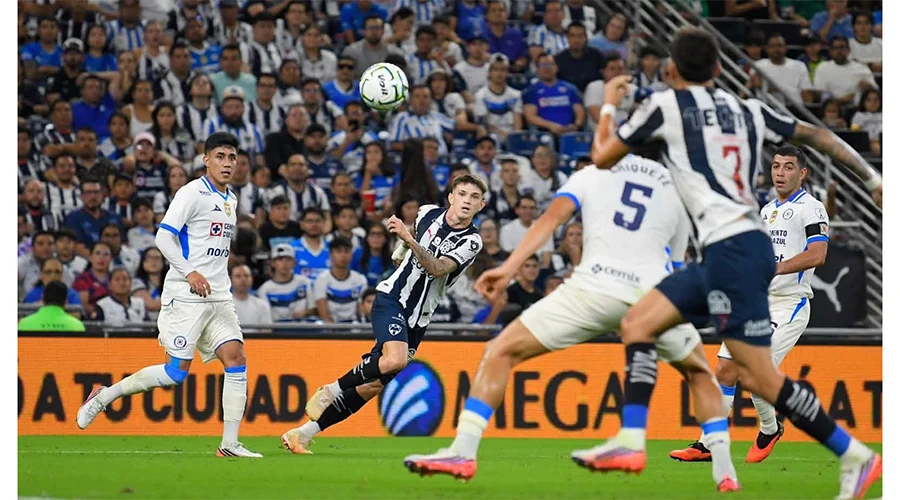 vuelve-rayados-al-triunfo-vence-cruz-azul Vuelve Rayados al triunfo; vence 1-0 a Cruz Azul en el Estadio BBVA.