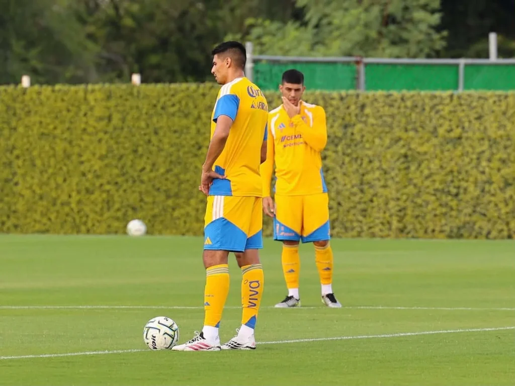 Vence Tigres a Santiago FC en amistoso 1 825311093 1720323605737790 3992830911701288867 n