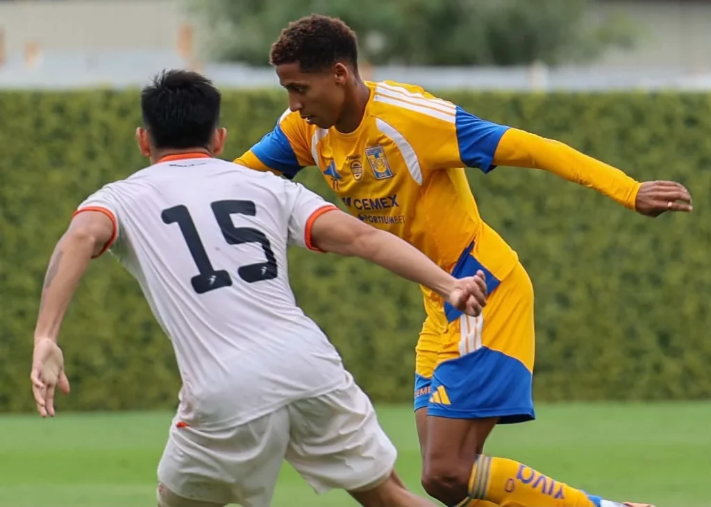 Vence Tigres a Santiago FC en amistoso 3 829517424 1630438558493198 3148240031623656940 n