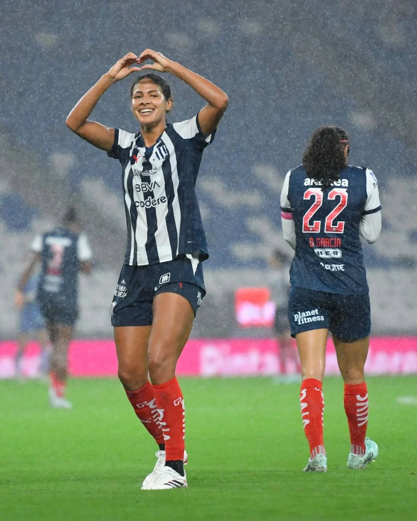 ¡Lluvia de goles! Firman Rayadas y América partidazo de remontadas 12 830631395 1080621141457944 6937443240822309241 n