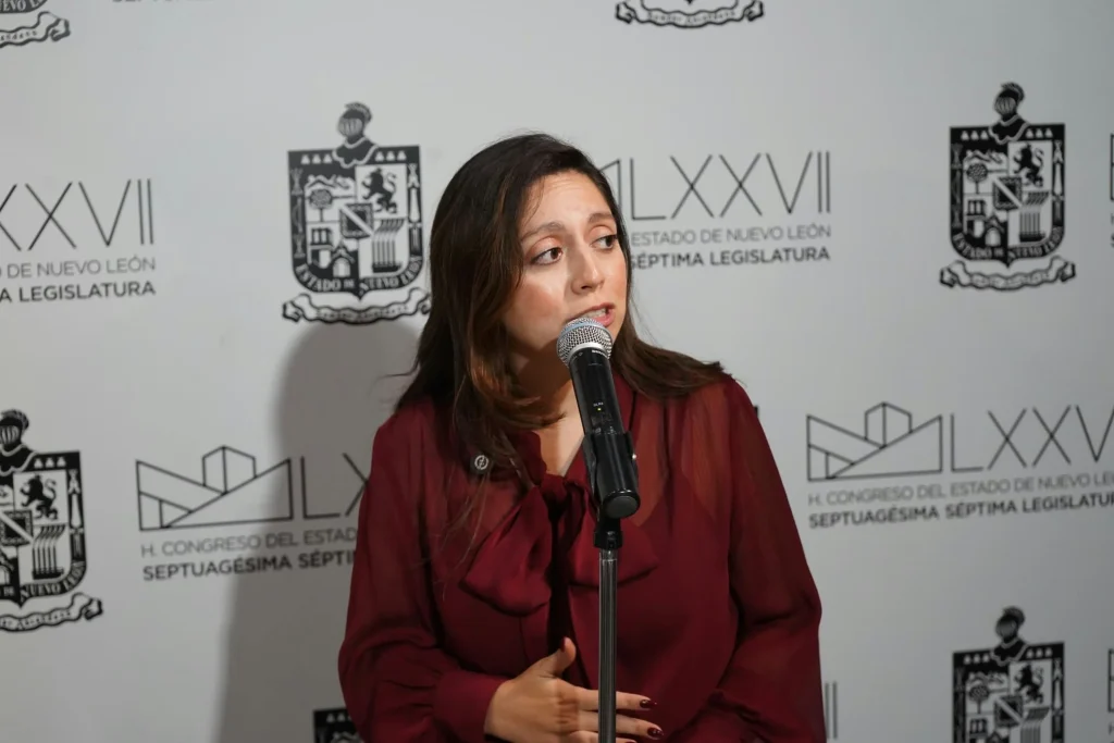 Denuncian Greta Barra y vecino abuso policíaco en García 1 833184205 2506567699754354 5058393681220031011 n