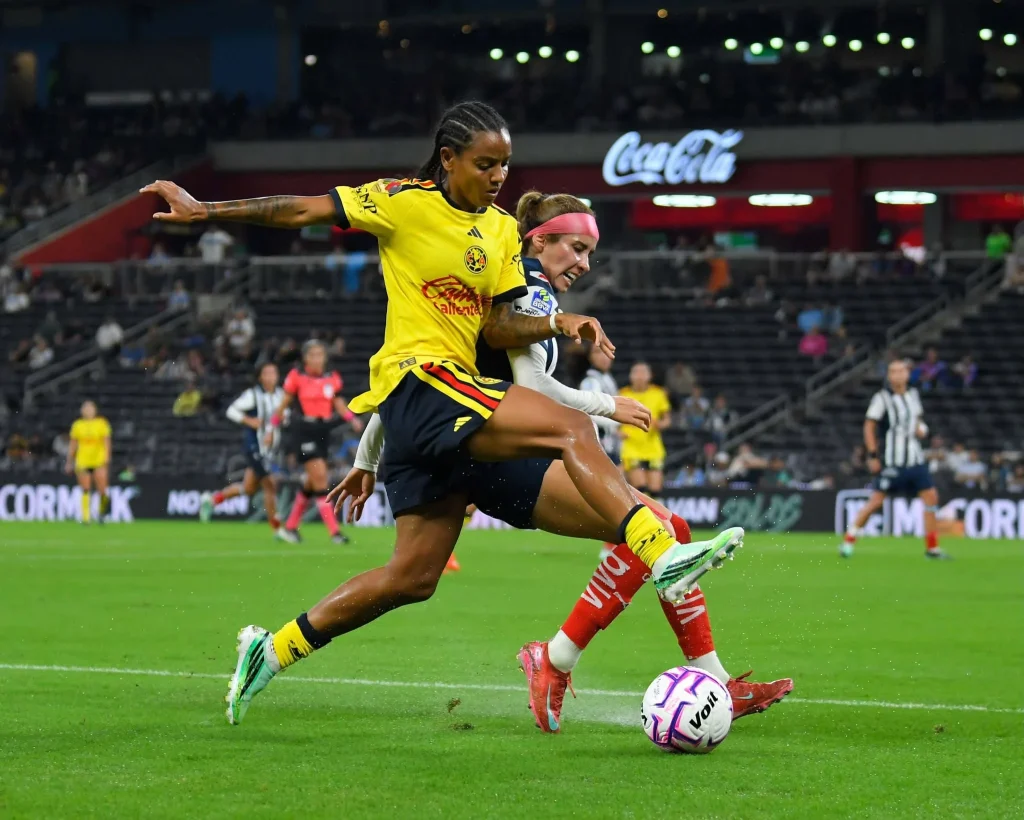 ¡Lluvia de goles! Firman Rayadas y América partidazo de remontadas 7 833957651 4128151987481860 5485986406927214968 n