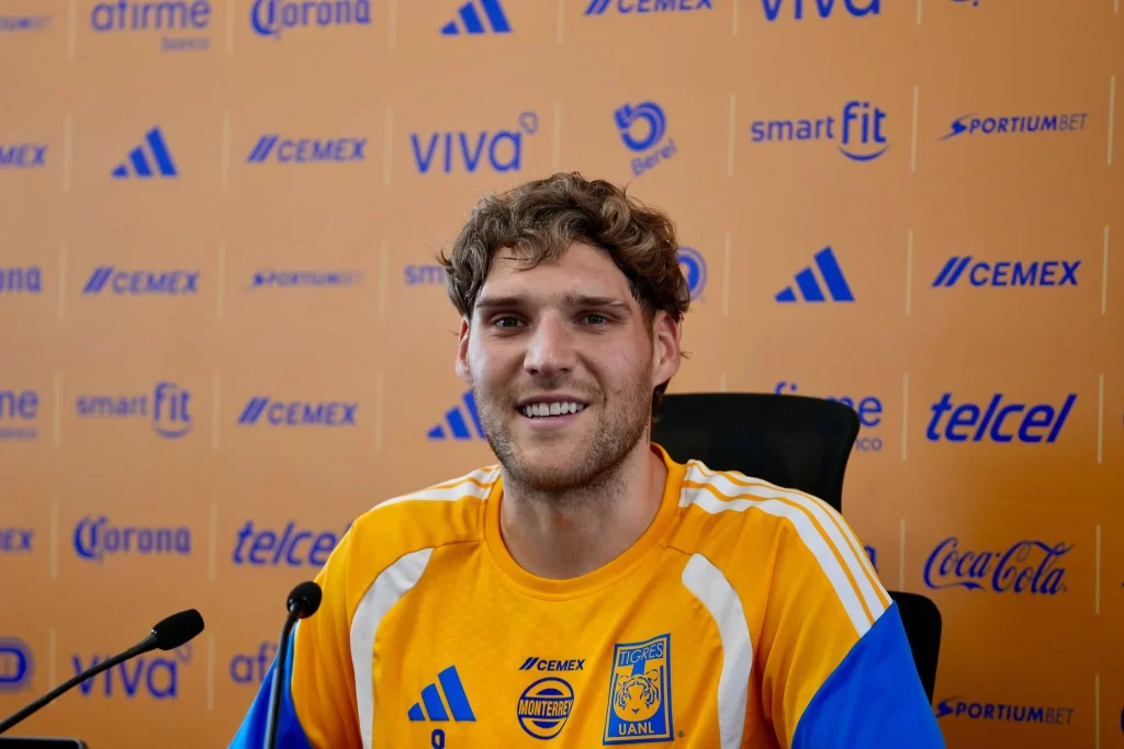 "Tranquilamente nos llevaremos los tres puntos": Emiliano Gómez 1 834122181 946439588086736 2204800953330065520 n
