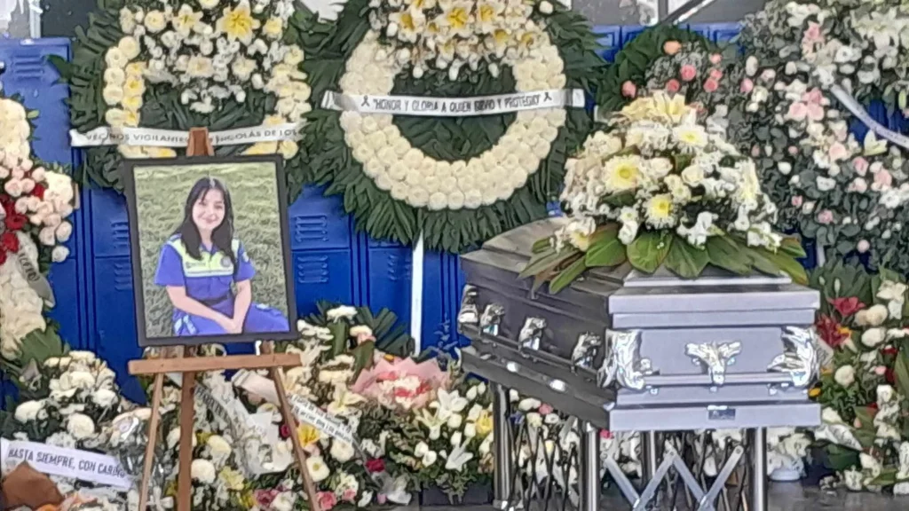 Despiden a rescatista de 18 años de San Nicolás, con homenaje de cuerpo presente 1 836833911 1815032796460154 8703557001240648790 n