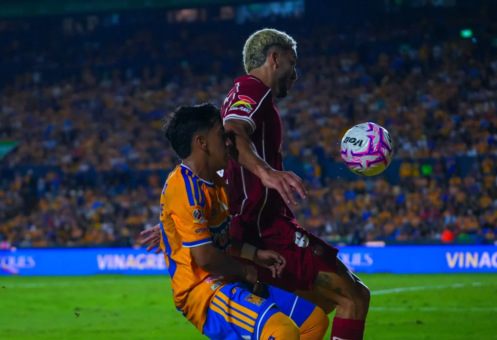 Tigres vence 3-2 al líder Toluca 3 839360730 1084168117858579 4494986077984866032 n