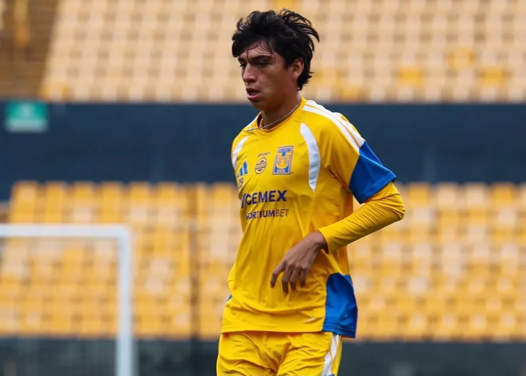 Jaidyn Contreras debutaría con Tigres ante Chivas 1 Jaidyn Contreras debutaría con Tigres en el partido frente a Chivas.