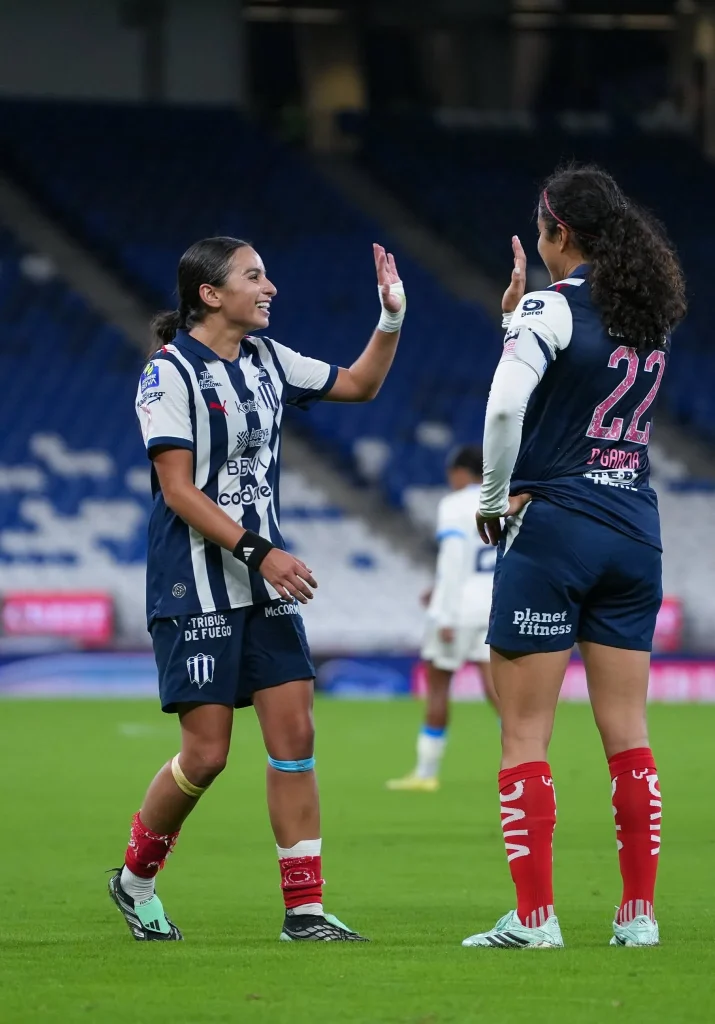 Rayadas vence a Cruz Azul con gran actuación de Alejandría Godínez 7 843571630 1645257900567415 7695384598292136220 n