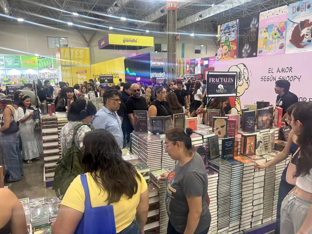 Arranca con lleno Feria Internacional del Libro Monterrey 2 844230317 1275682494686359 6161606752983695849 n