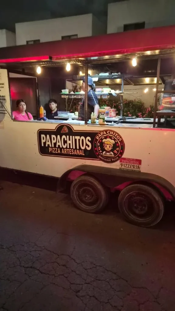 Hombre es detenido 28 minutos después de asaltar pizzería en Guadalupe 3 pizzeria donde tras asaltar pizzería en Guadalupe se empezo perativo