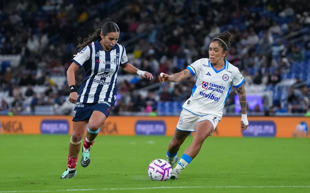 Rayadas vence a Cruz Azul con gran actuación de Alejandría Godínez 14 849853199 1405134937993983 8449687188961717175 n