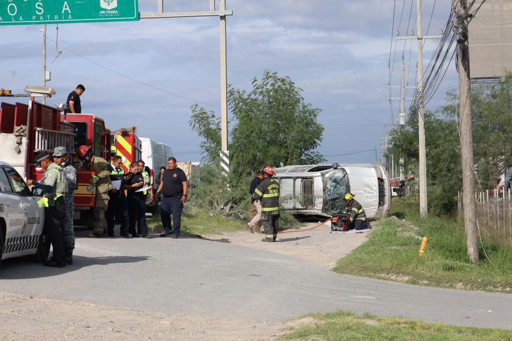 Volcadura deja una persona fallecida en la carretera Reynosa-Río Bravo 3 852159533 991526907318344 5307509305946144994 n
