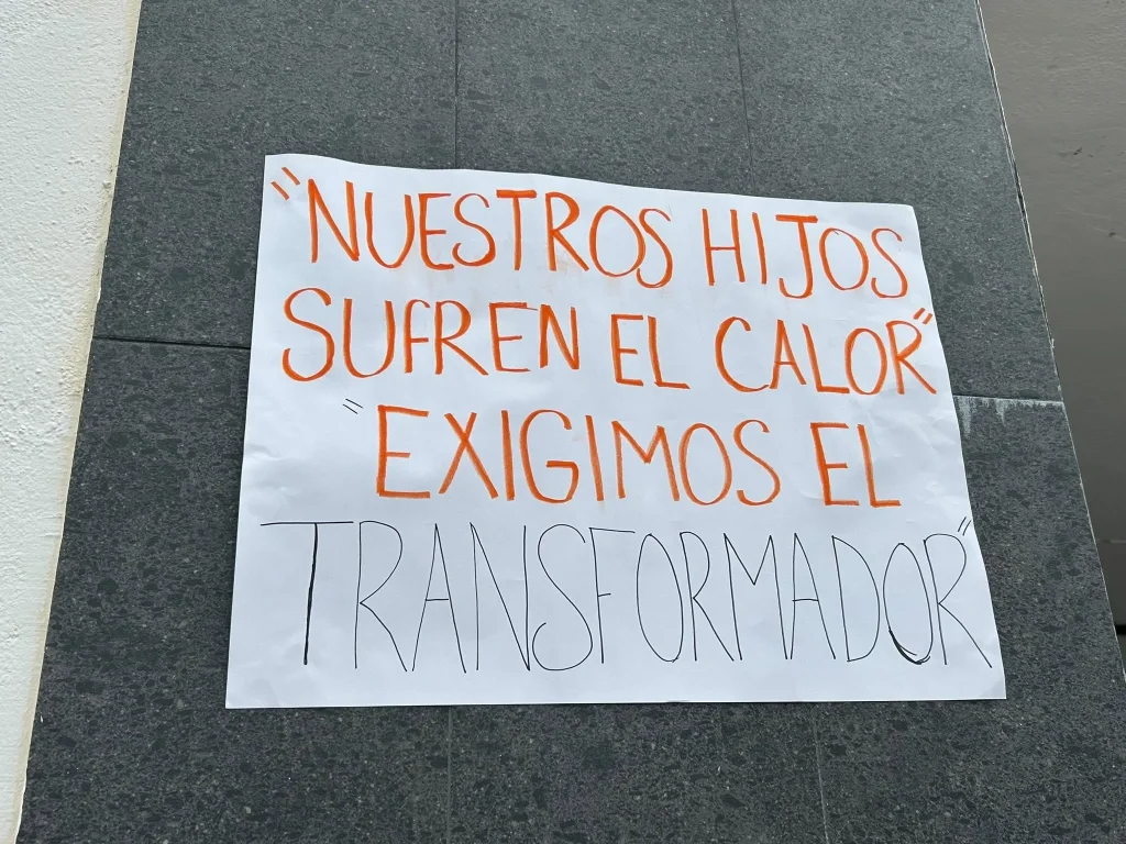 Cierran secundaria “Siglo XXI” por fallas en transformador 4 854662713 1104283259004571 1512794714875896575 n