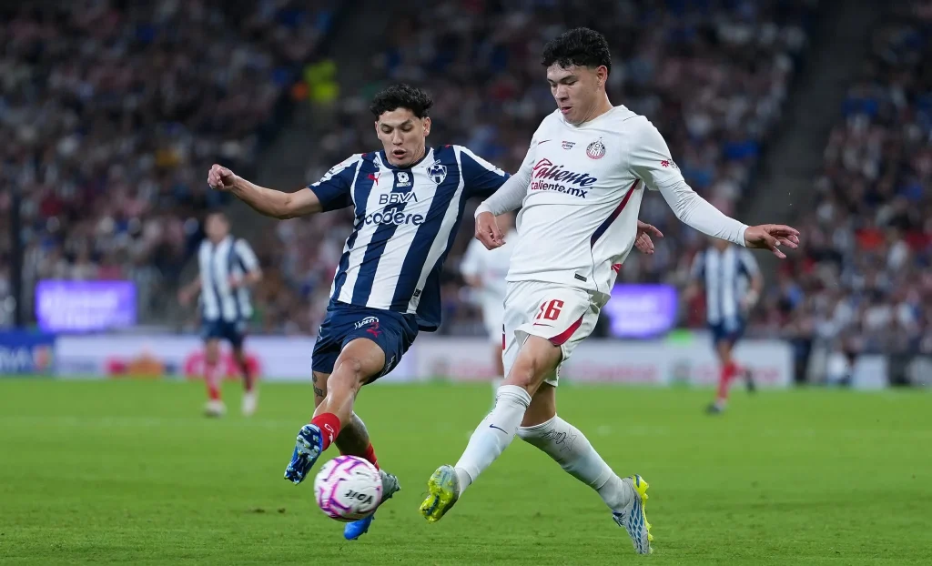Chivas vence a Monterrey 1-0 durante aguacero 15 858907799 2206087790307619 879567783518686237 n