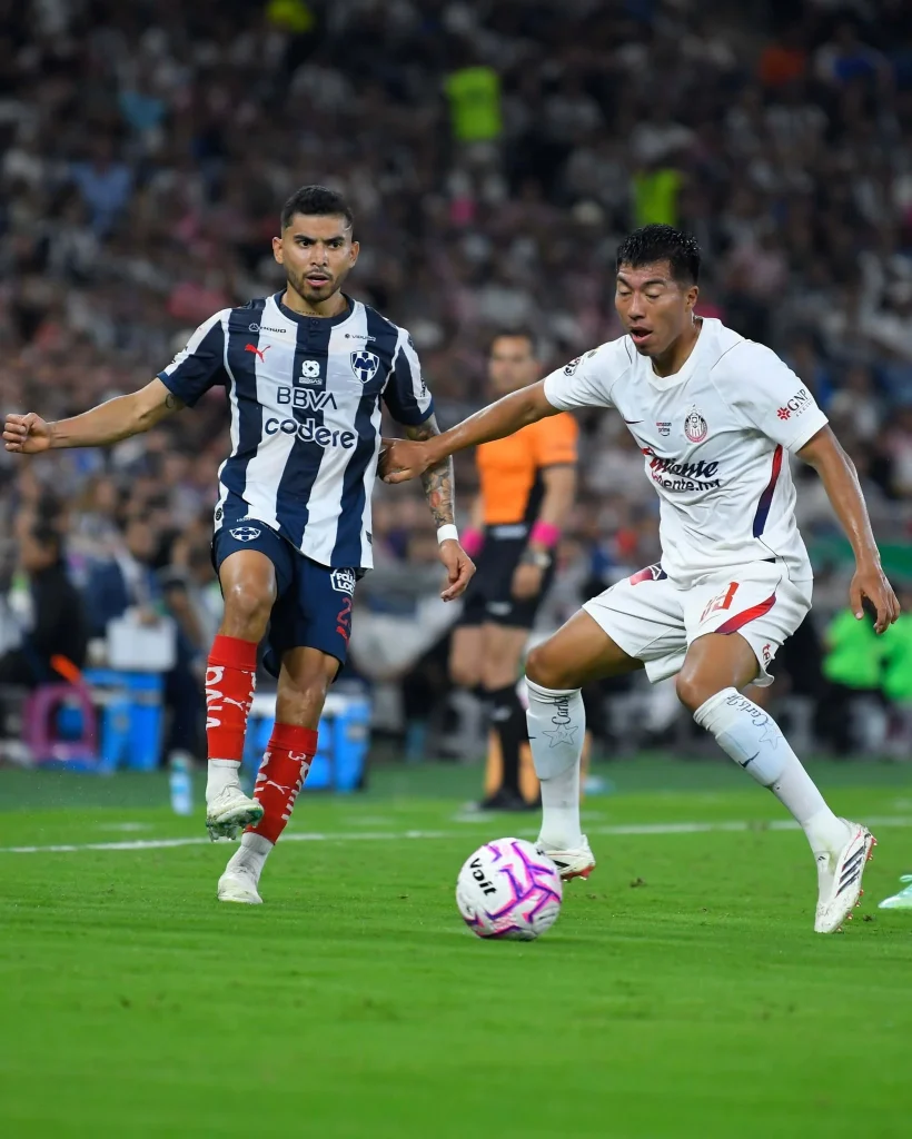 Chivas vence a Monterrey 1-0 durante aguacero 17 859272116 1137905615590817 5809271277714740495 n