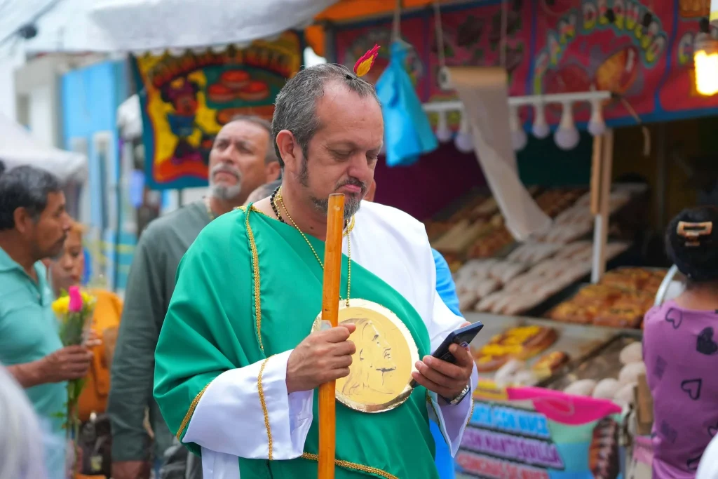 San Judas Tadeo: Llenan devotos las calles de Monterrey 16 859519385 1115366901215411 2819417711768409671 n