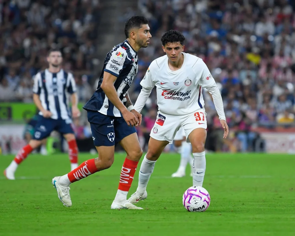 Chivas vence a Monterrey 1-0 durante aguacero 20 859791233 1140213381779473 4240539116109573657 n