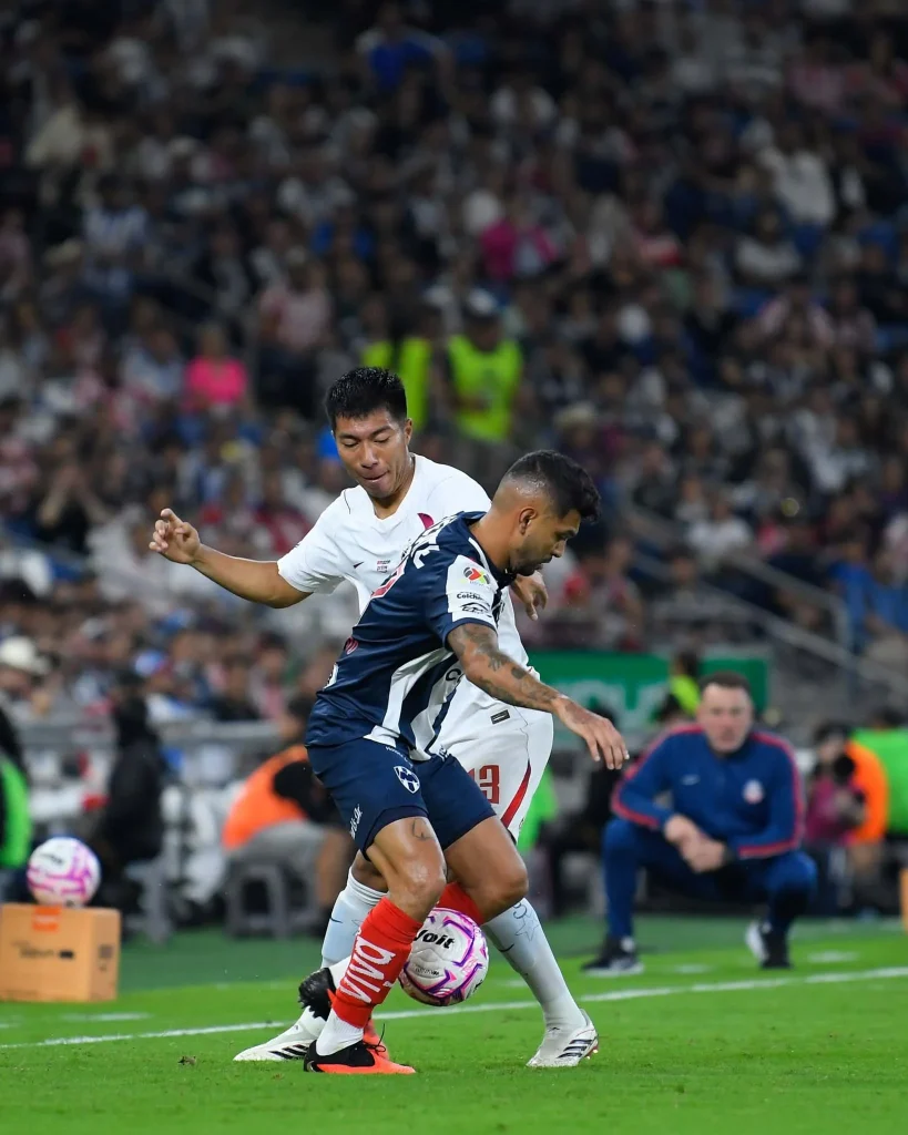 Chivas vence a Monterrey 1-0 durante aguacero 13 863097562 1800448111154217 4511921086813883711 n