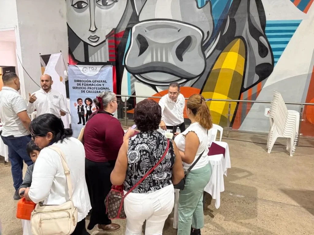 Ofertan 2 mil 300 vacantes en segunda jornada del empleo 4 870408856 1389111459696259 1275013098146361664 n