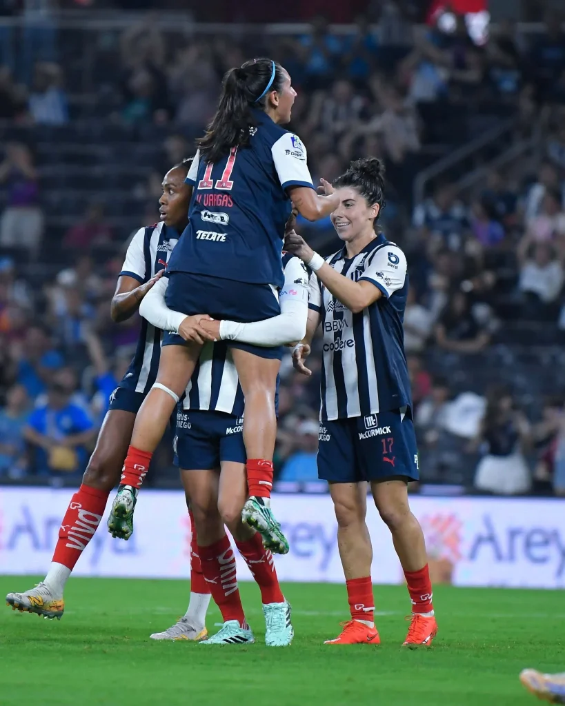 Aplasta Rayadas a Pumas y buscarán liderato en última jornada 3 870984534 1030228293415237 1963270634064666333 n