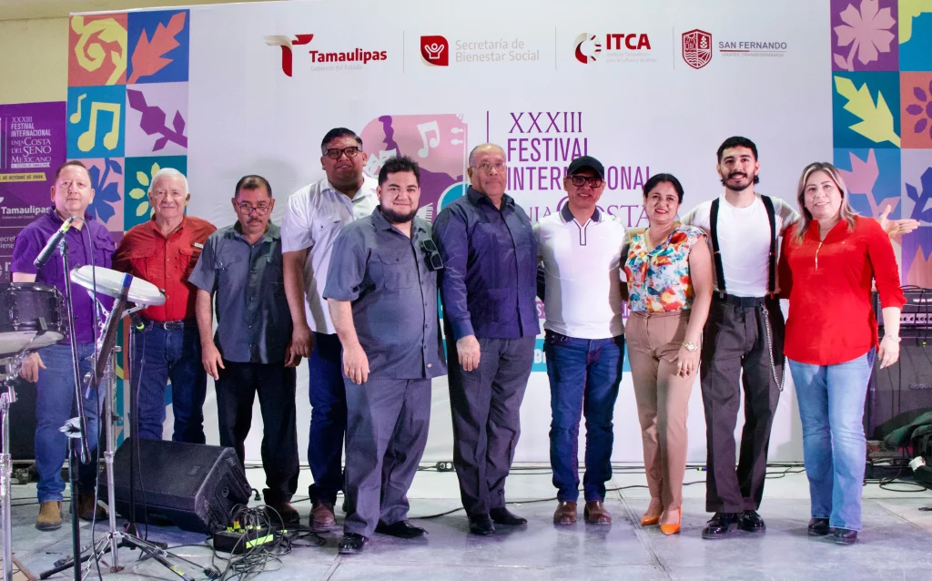 Con música de cumbia y regional de Jhonivan ponen a bailar y cantar a asistentes en San Fernando 11 93883768 ddc6 40db 8267 e8e4dccd574f