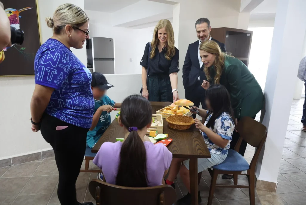Visita Cónsul de Canadá la renovada Ciudad de la Inclusión de Monterrey 3 9c38d527 8a46 40ad 8751 1f00a86a7386