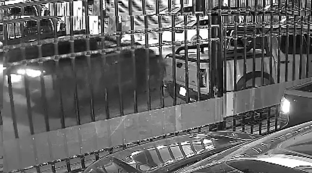 Buscan a conductor que huyó tras choque y dejó daños materiales en Vista Hermosa (VIDEO) 1 CHOQUE 22
