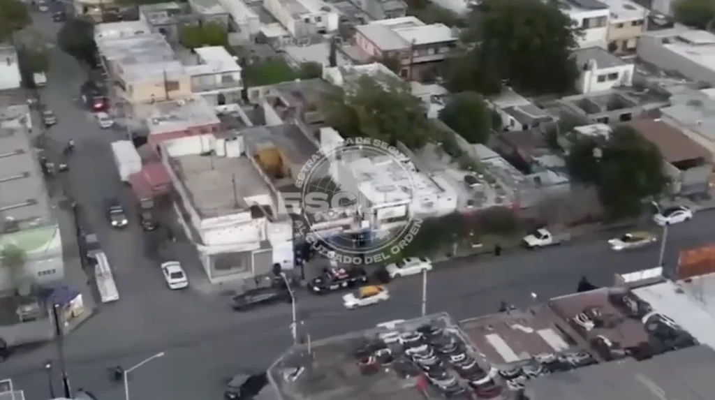 Drones de vigilancia frustran secuestro en Monterrey (VIDEO) 1 Captura de pantalla 2026 10 08 a las 10.48.39 a.m