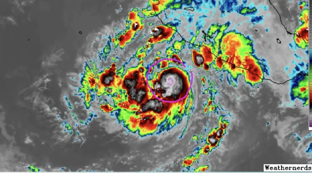 Huracán Simón se intensifica a categoría 2 1 Captura de pantalla 2026 10 09 a las 11.29.39 a.m