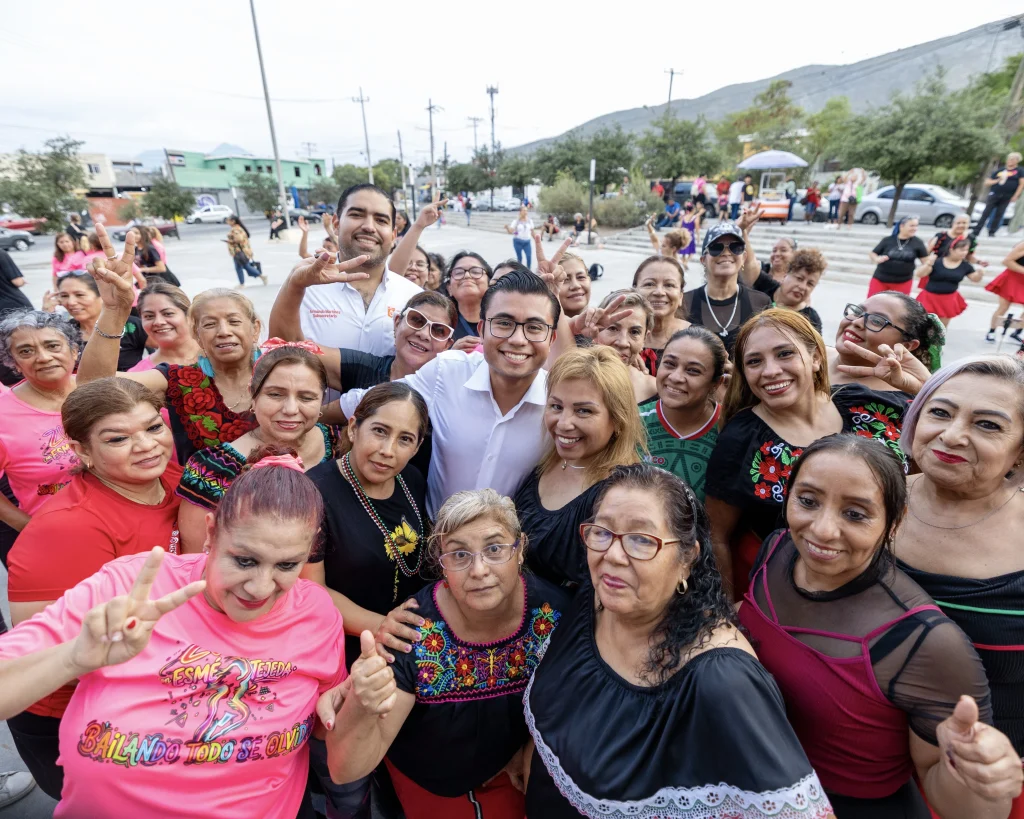 Félix Arratia fortalece centros comunitarios 1 FOTO 01