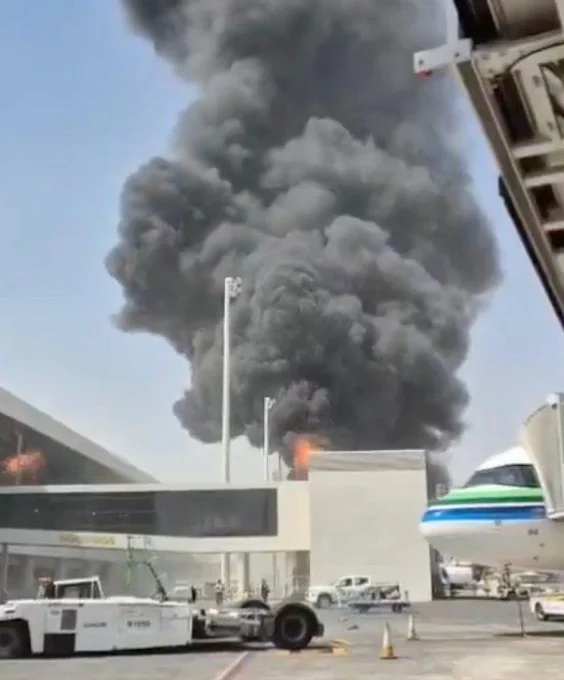 Ataque contra aeropuerto de Riad deja 12 muertos y 309 heridos 1 HUTTneHWsAAFt9Z