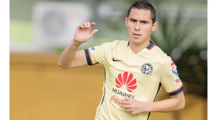 Paul Aguilar sufre accidente automovilístico y es hospitalizado 2 PAUL AGUILAR 99