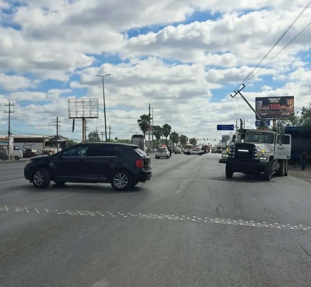 Tráfico en Río Bravo: hay problemas por postes dañados y maniobras 1 Rio Bravo trafico por maniobras 22