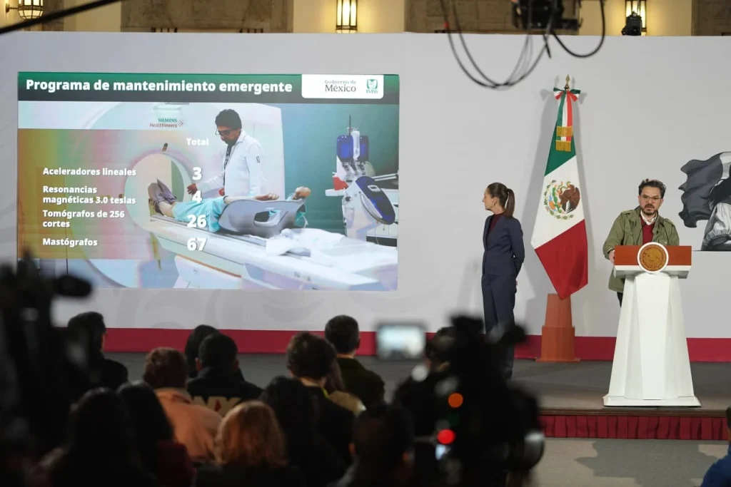 Presenta Zoé Robledo 12 acciones en 120 días para mejorar la atención médica y las condiciones laborales en el IMSS 3 WhatsApp Image 2026 10 28 at 10.33.05 AM 1