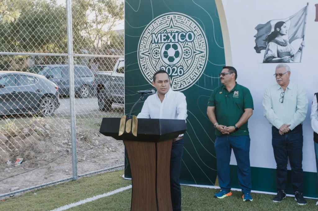 Inaugura José Alberto Granados Fávila nueva cancha deportiva 1 Inaugura José Alberto Granados Fávila nueva cancha deportiva