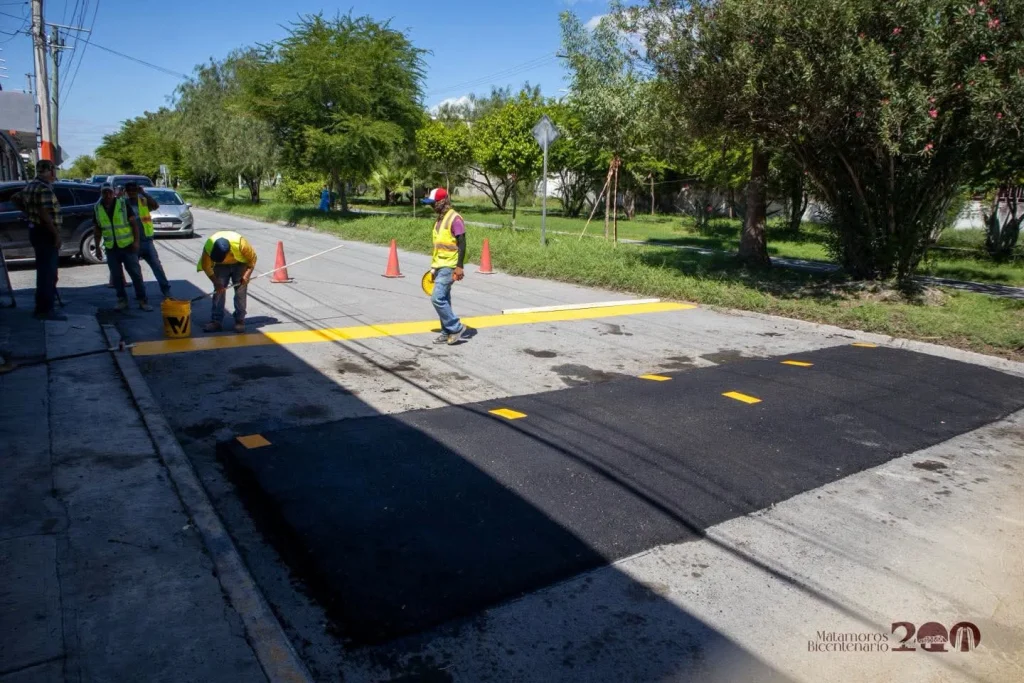 Alberto Granados refuerza mantenimiento urbano y rehabilitación vial en Matamoros 3 alberto granados matamoros mantenimiento 2