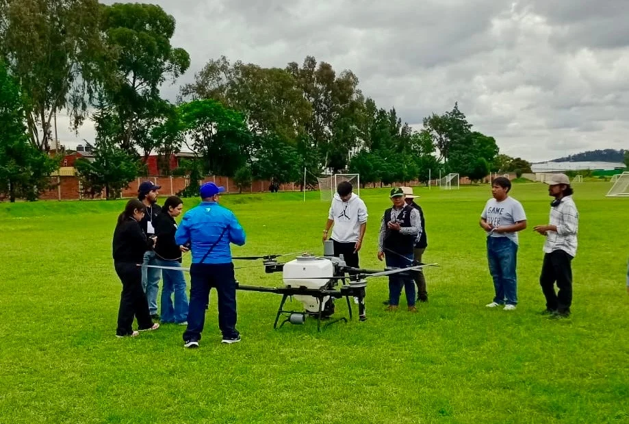 Conquistan estudiantes de la UT Altamira el segundo lugar nacional en el Concurso de Ingeniería Espacial 1 Conquistan estudiantes de la UT Altamira el segundo lugar nacional en el Concurso de Ingeniería Espacial