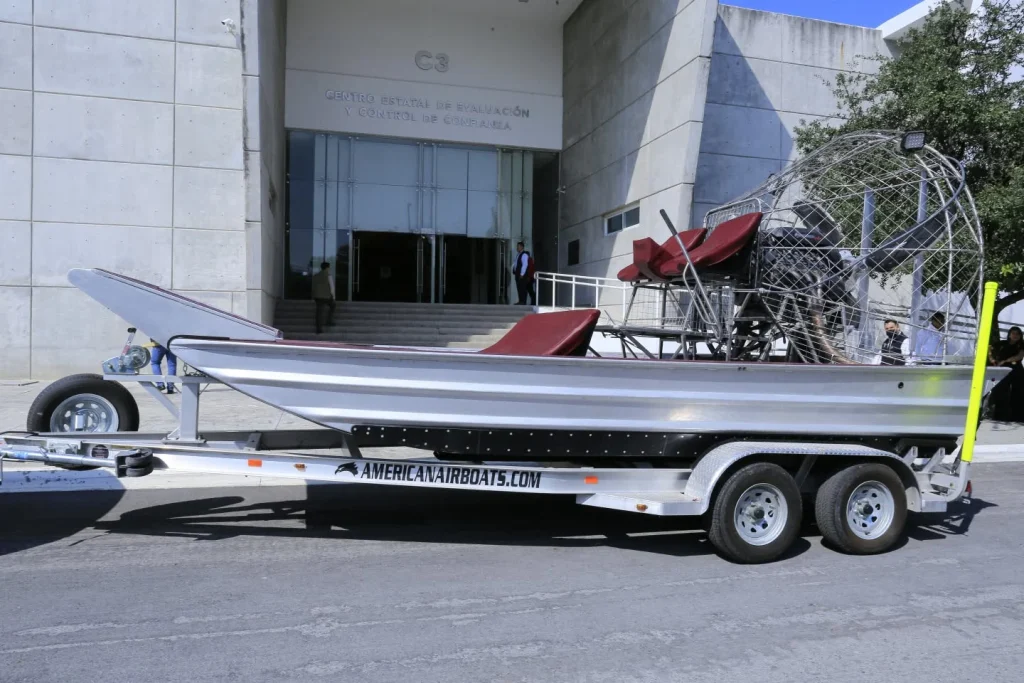 Entrega Américo aerodeslizador a la SEMAR para labores de vigilancia y rescate 2 Entrega Américo aerodeslizador a la SEMAR para labores de vigilancia y rescate