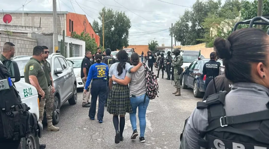 Se atrincheraron alumnos durante ataque a Secundaria en Torreón, dice testigo (VIDEO) 1 atacan secundaria en torreon