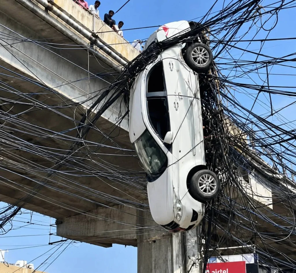 Auto ‘volador’ de Tesla desata lluvia de memes 6 auto volador de tesla memes 7