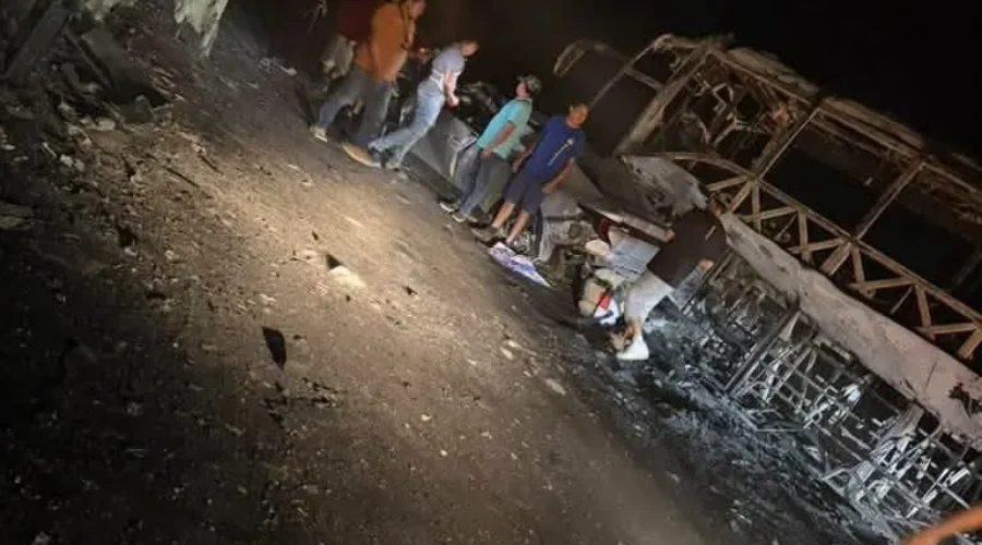 autobus-incendiado-choque-matamoros