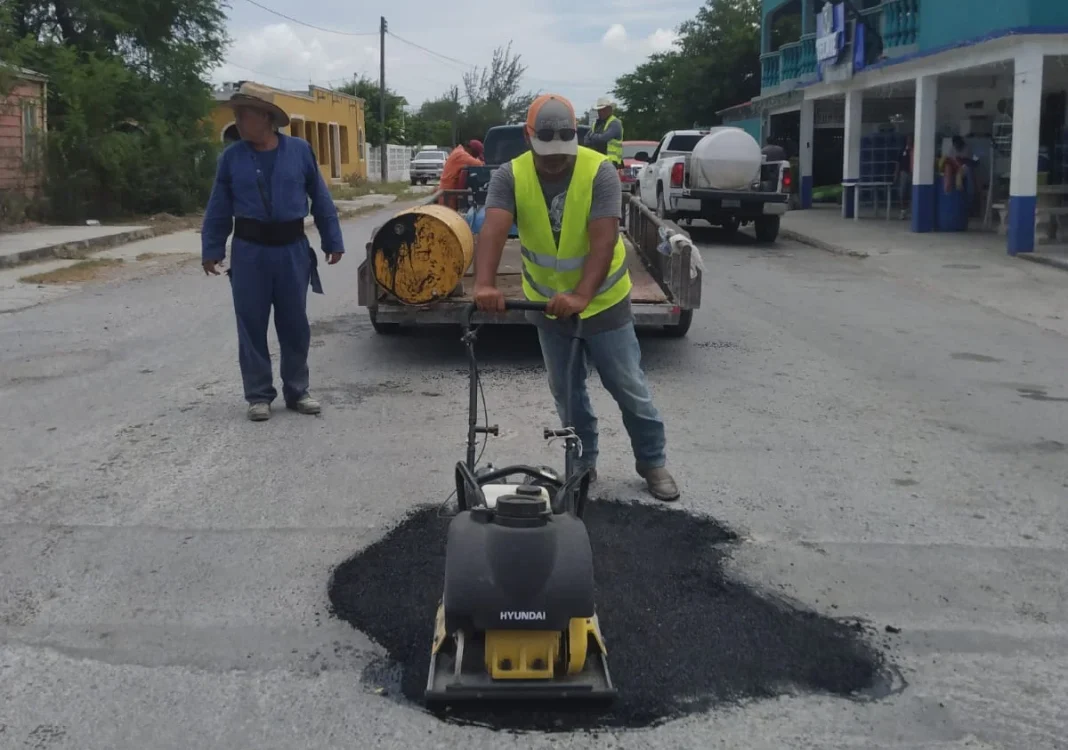 bacheo-san-fernando Verónica Aguirre dará continuidad al programa de bacheo en distintos sectores de la ciudad, a través del departamento de Obras Públicas.