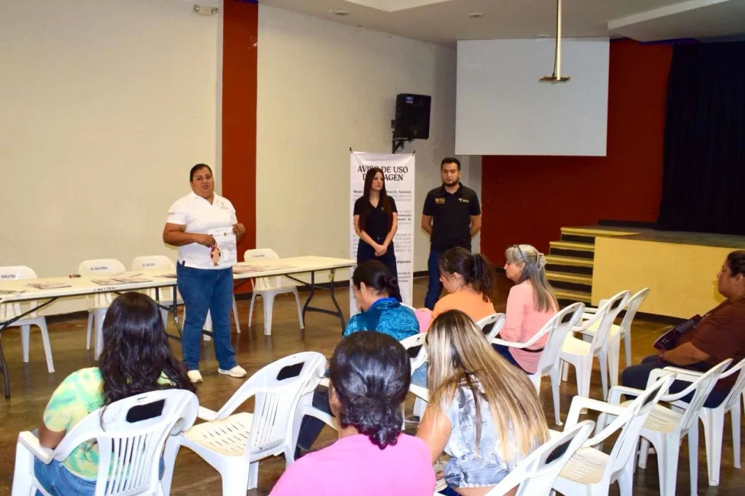 beca-rita-cetina-en-diaz-ordaz